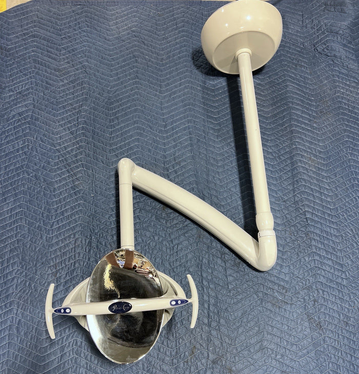 Pelton & Crane Helios 1800 LED Dental Light Ceiling Mounted