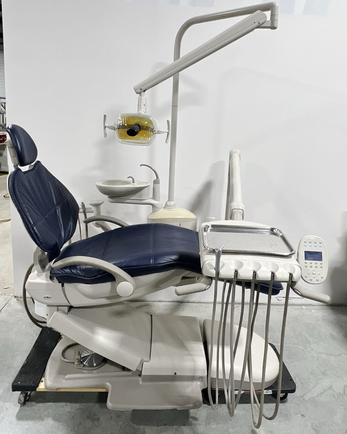 ADEC 511 Dental Chair, Radius Delivery Unit, Cuspidor, Assistant’s Pkg & Light.