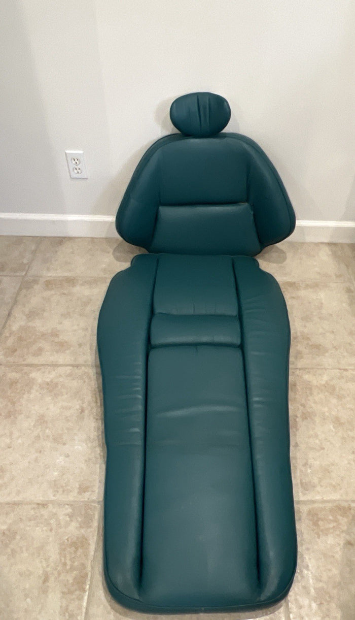 Belmont AcuTrac Wide Back Vinyl Patient Chair Upholstery Replacement Set