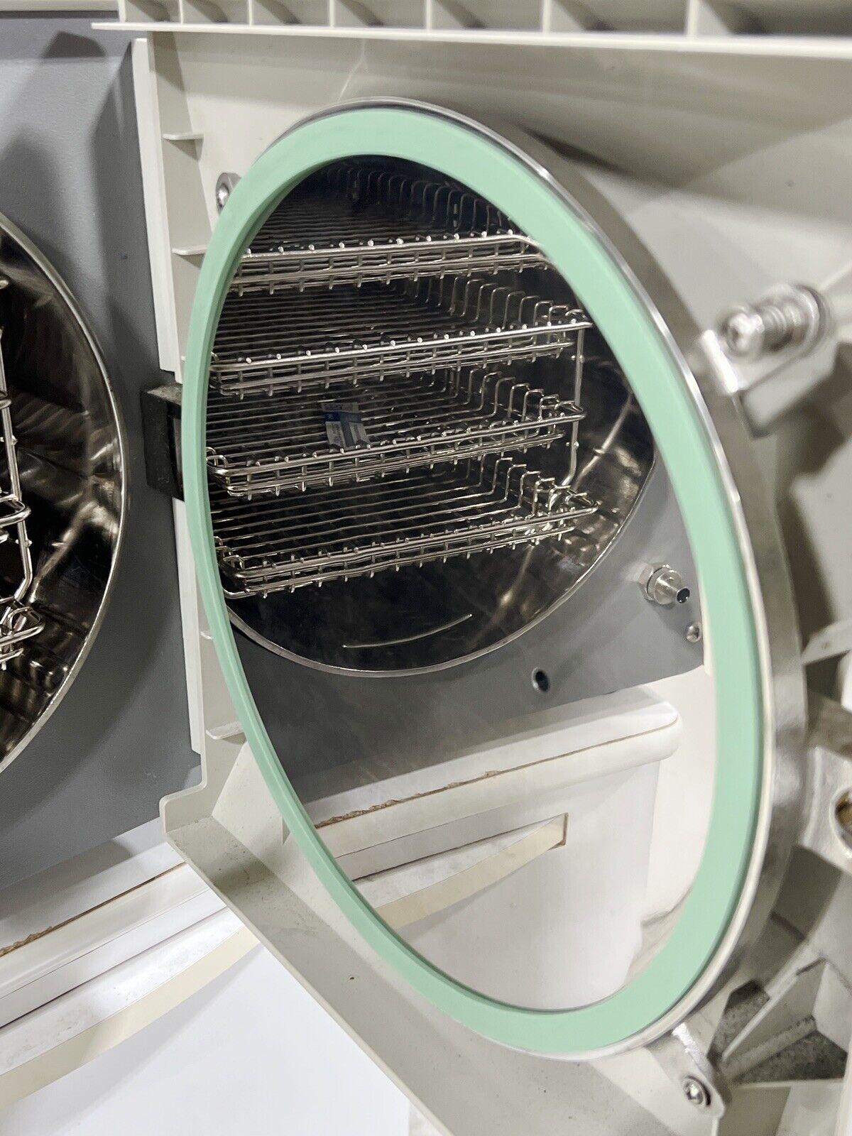 Tuttnauer 2540M Autoclave Sterilizer 10” Chamber S/n 17012357 ***Clean