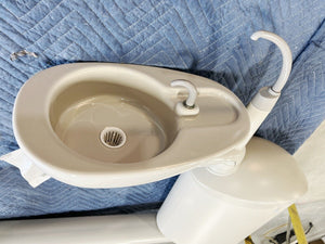 Adec 511 Radius Cuspidor Model 561 Clean Working Condition - HUBdental.com