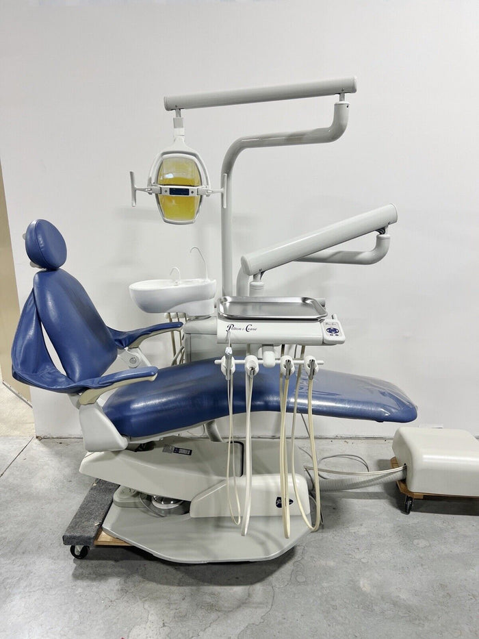 Pelton & Crane Dental Chair, Delivery Unit, Light, Cuspidor & Asst’s Pkg. Clean!