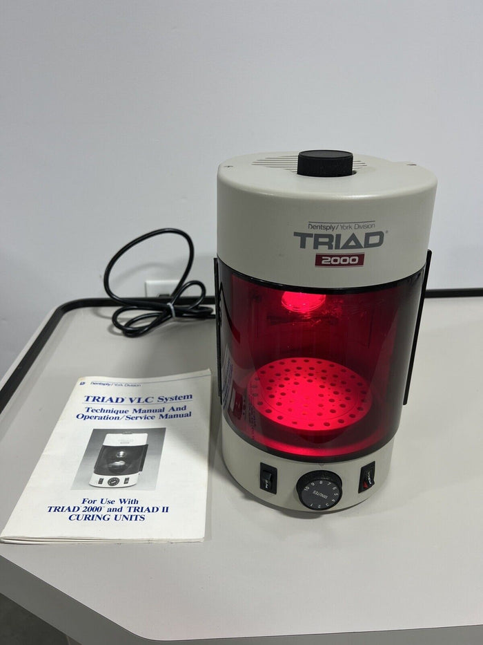Dentsply TRIAD 2000 Visible Light Cure System