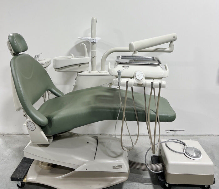 Midmark Ultra Comfort Dental Chair, Delivery Unit, Cuspidor & Asst’s Pkg. Clean!