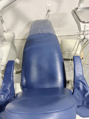 Pelton & Crane Dental Chair, Delivery Unit, Light, Cuspidor & Asst’s Pkg. Clean! - HUBdental.com