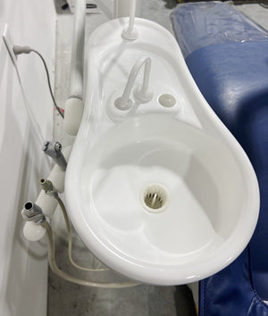 Pelton & Crane Dental Chair, Delivery Unit, Light, Cuspidor & Asst’s Pkg. Clean! - HUBdental.com